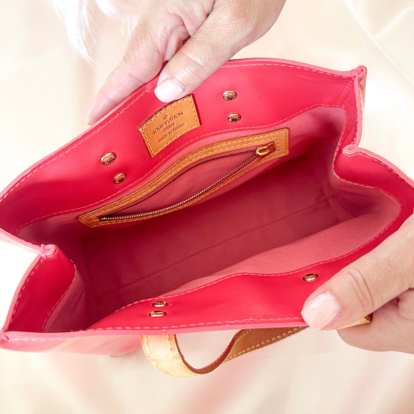 Louis Vuitton Vintage Vernis Reade PM Fuchsia Tote