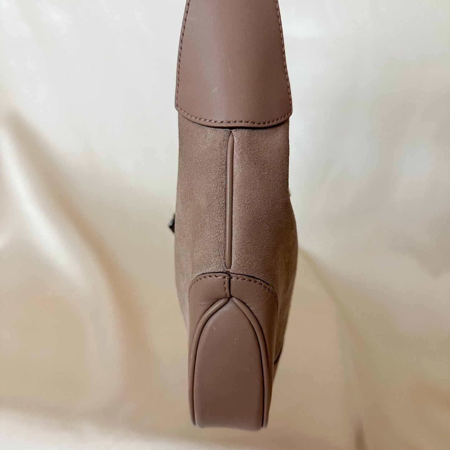 Gucci Vintage Taupe Suede Jackie Shoulder Bag