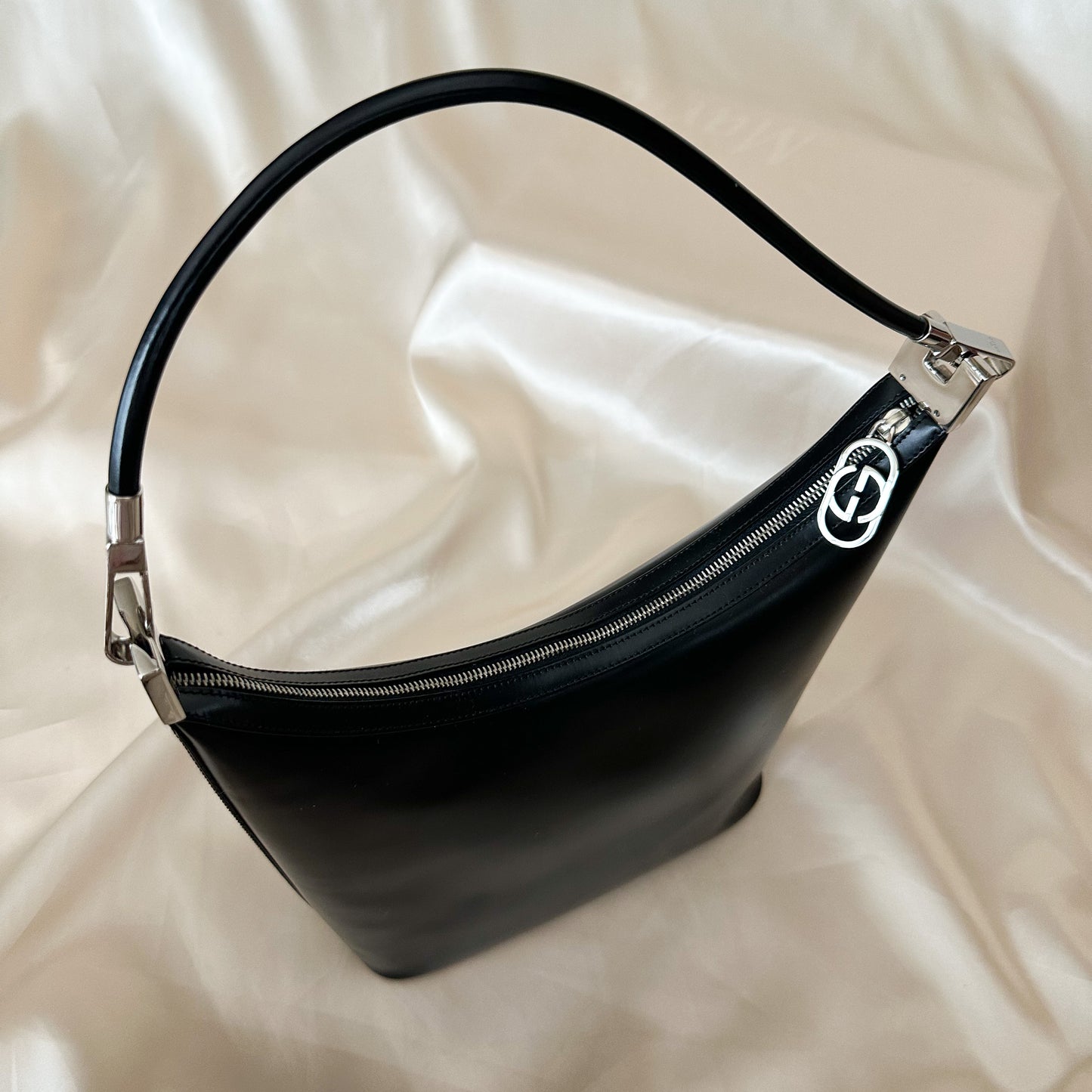 Gucci Black Leather Shoulder Bag